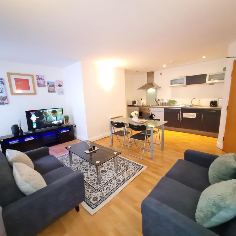 Exquisite One Bedroom Apartment In The Heart Of Sheffield City Centre Buitenkant foto