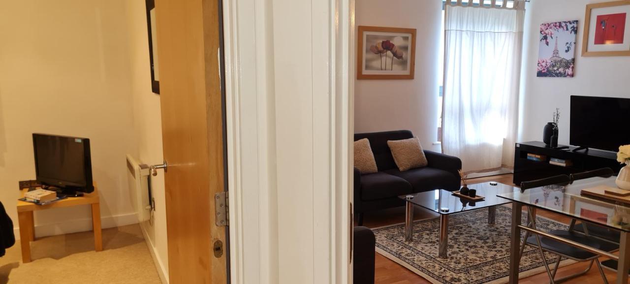 Exquisite One Bedroom Apartment In The Heart Of Sheffield City Centre Buitenkant foto