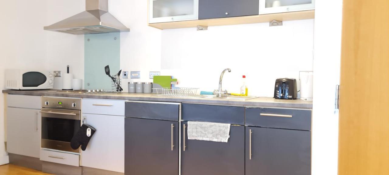 Exquisite One Bedroom Apartment In The Heart Of Sheffield City Centre Buitenkant foto