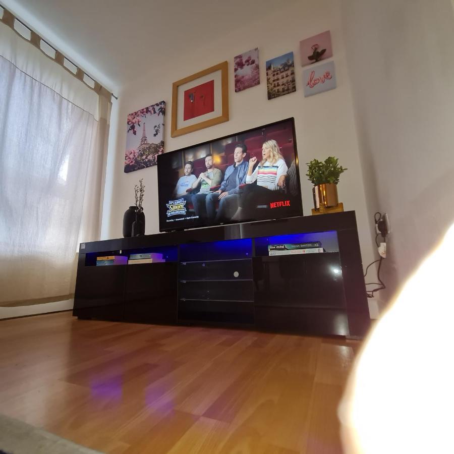 Exquisite One Bedroom Apartment In The Heart Of Sheffield City Centre Buitenkant foto